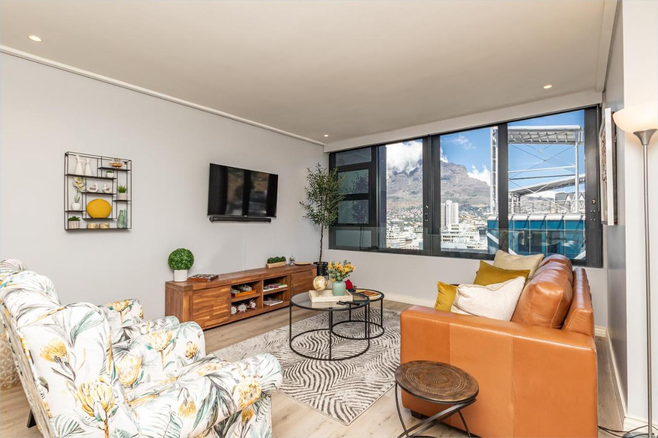 Beautiful Family Apartment With Amazing Views @ 16 On Bree 开普敦 外观 照片