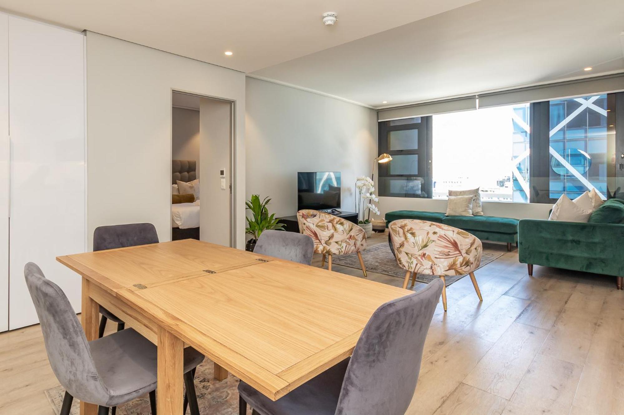 Beautiful Family Apartment With Amazing Views @ 16 On Bree 开普敦 外观 照片